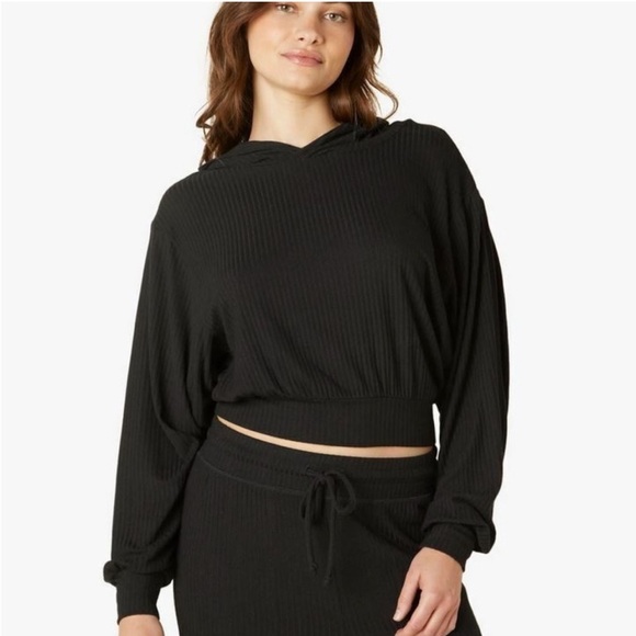 Beyond Yoga So Chic Cropped Hoodie Sz M - Black - Picture 1 of 3